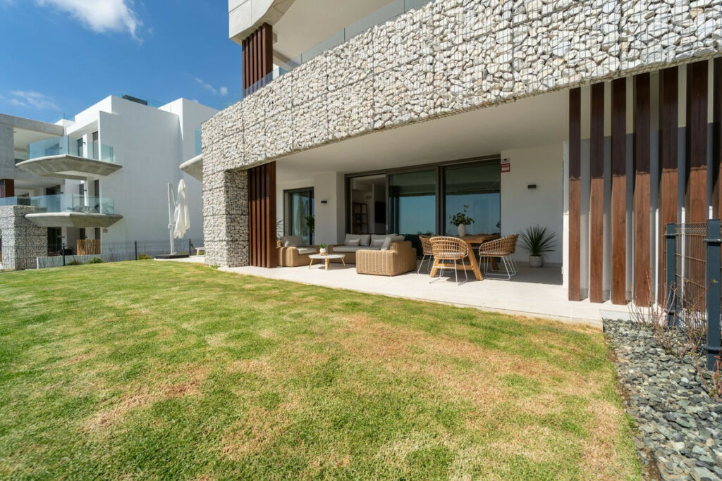 Ground Floor Apartment La Quinta Málaga - image 7
