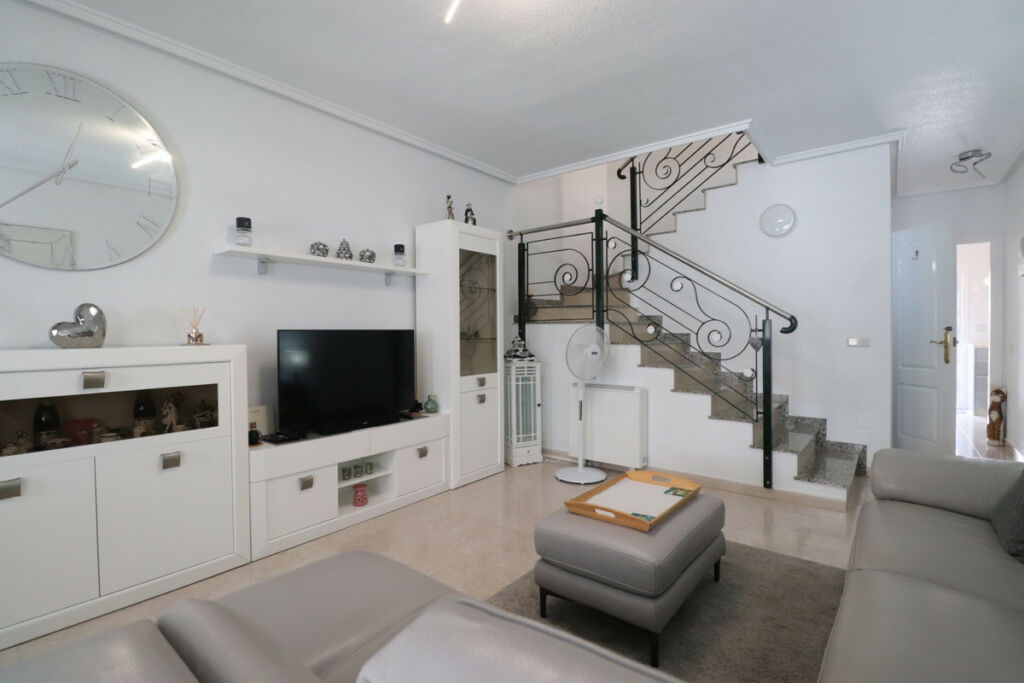 Townhouse Benijofar Alicante - image 7