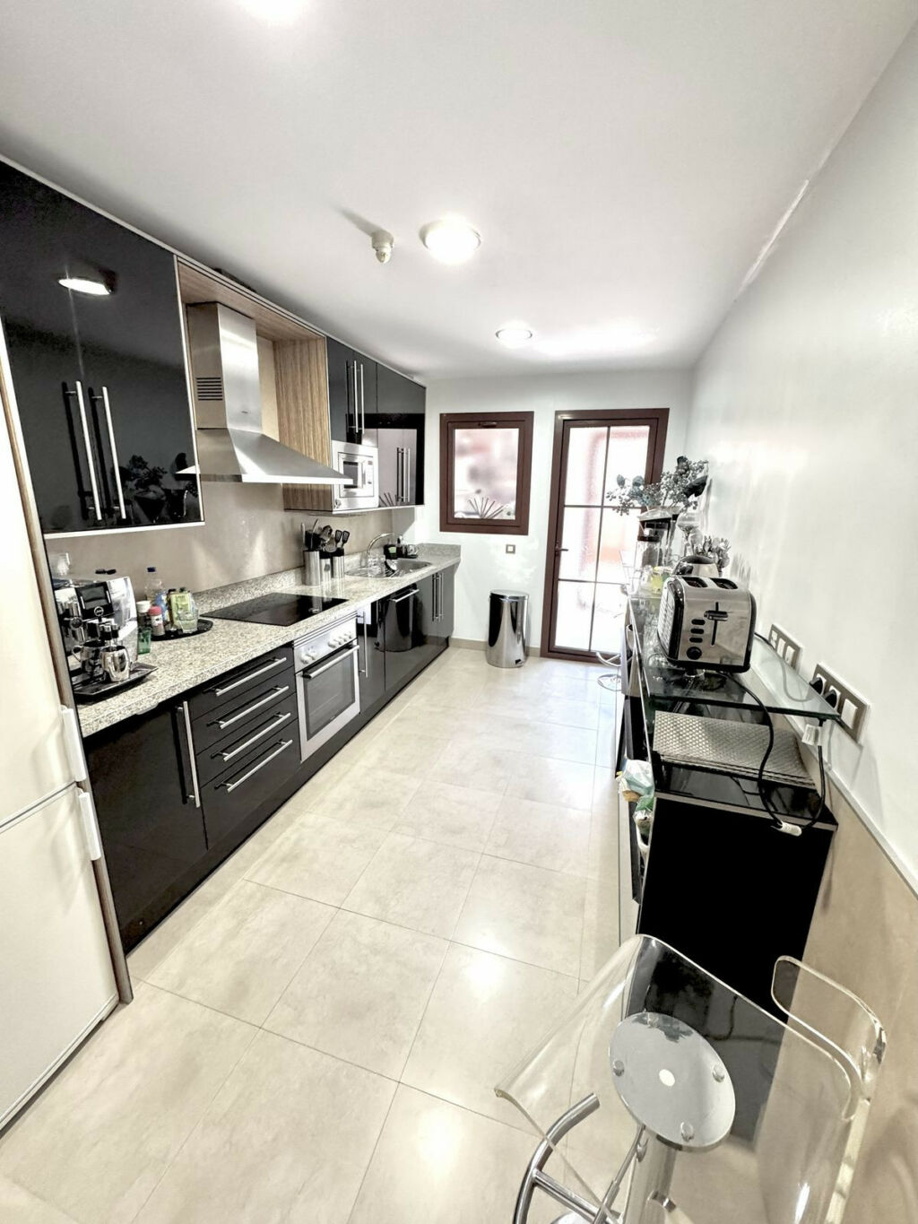 Ground Floor Apartment Benahavís Málaga - image 7