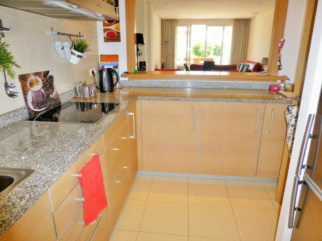 Middle Floor Apartment Estepona Málaga - image 7