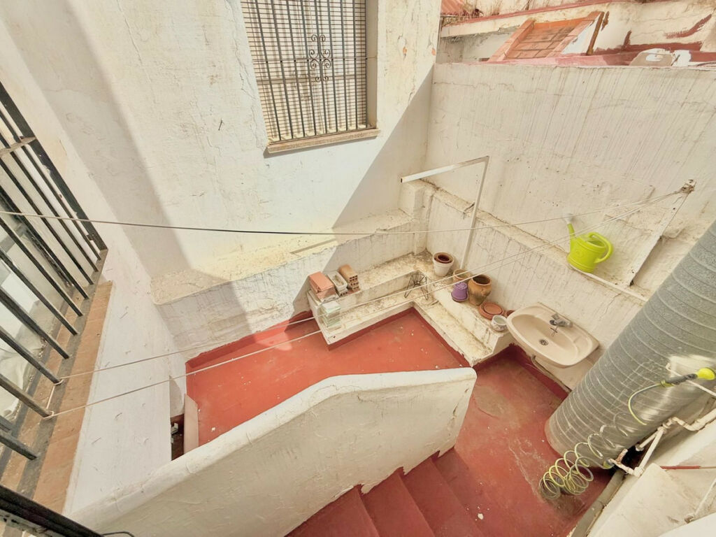 Middle Floor Apartment Fuengirola Málaga - image 7