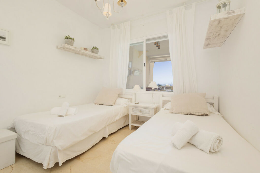 Penthouse Duplex Costabella Málaga - image 7