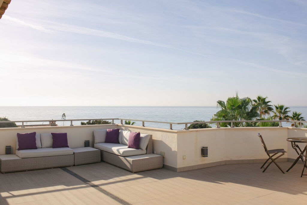 Detached Villa Marbella Málaga - image 7