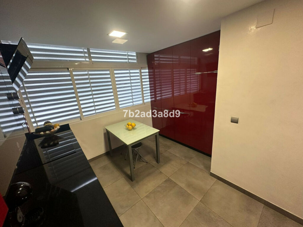 Middle Floor Apartment Nueva Andalucía Málaga - image 7
