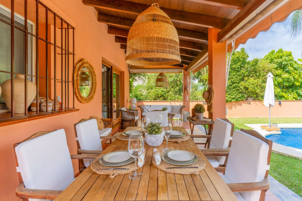 Detached Villa Sierrezuela Málaga - image 7