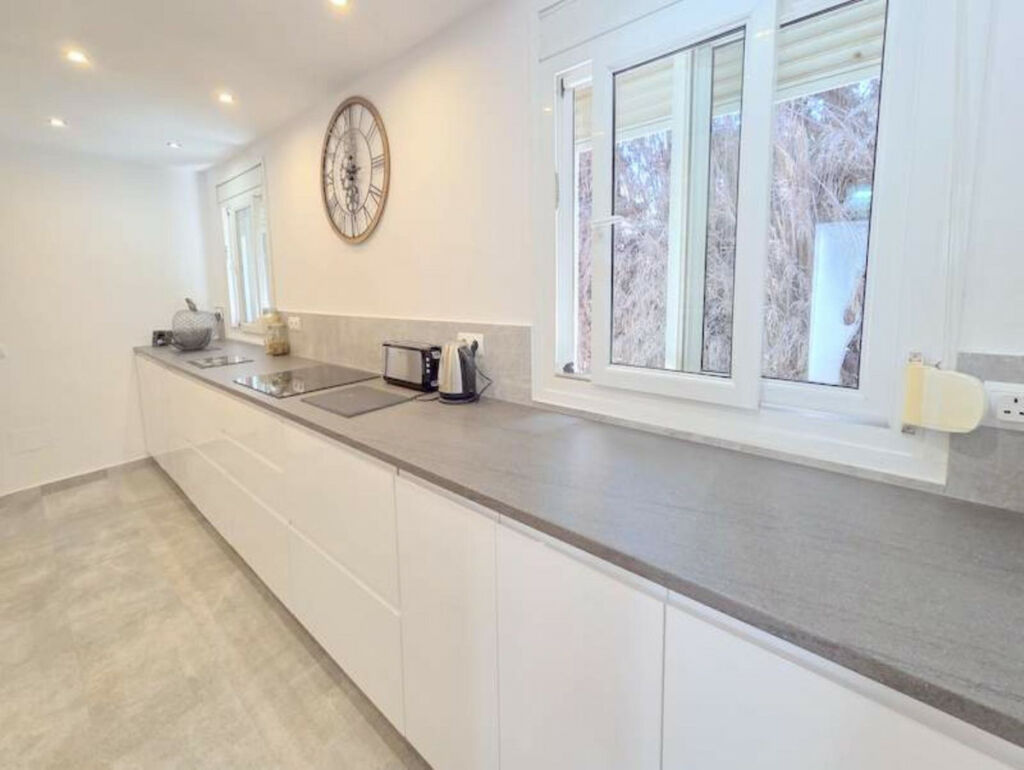 Detached Villa Manilva Málaga - image 7