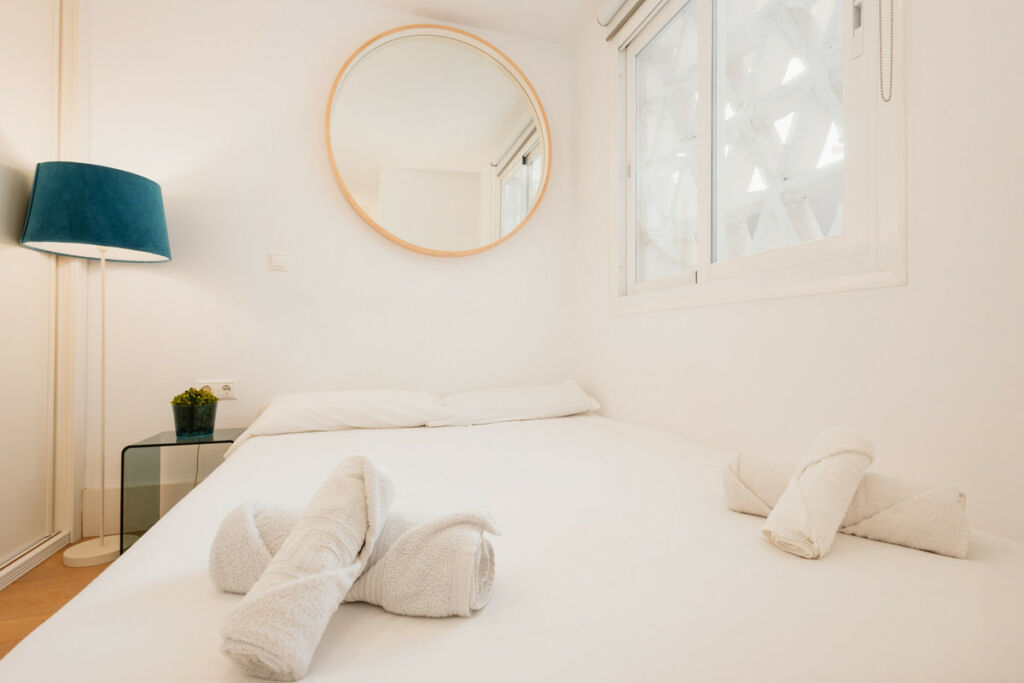 Middle Floor Apartment Puerto Banús Málaga - image 7