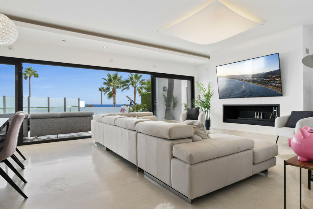 Detached Villa Benahavís Málaga - image 7