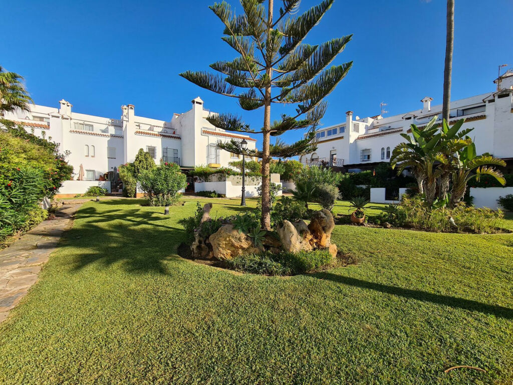 Semi-Detached House Casares Playa Málaga - image 71