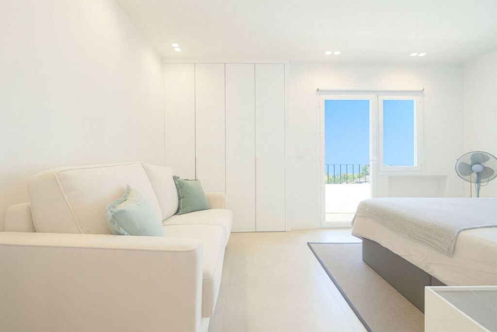 Middle Floor Apartment Puerto de Cabopino Málaga - image 13