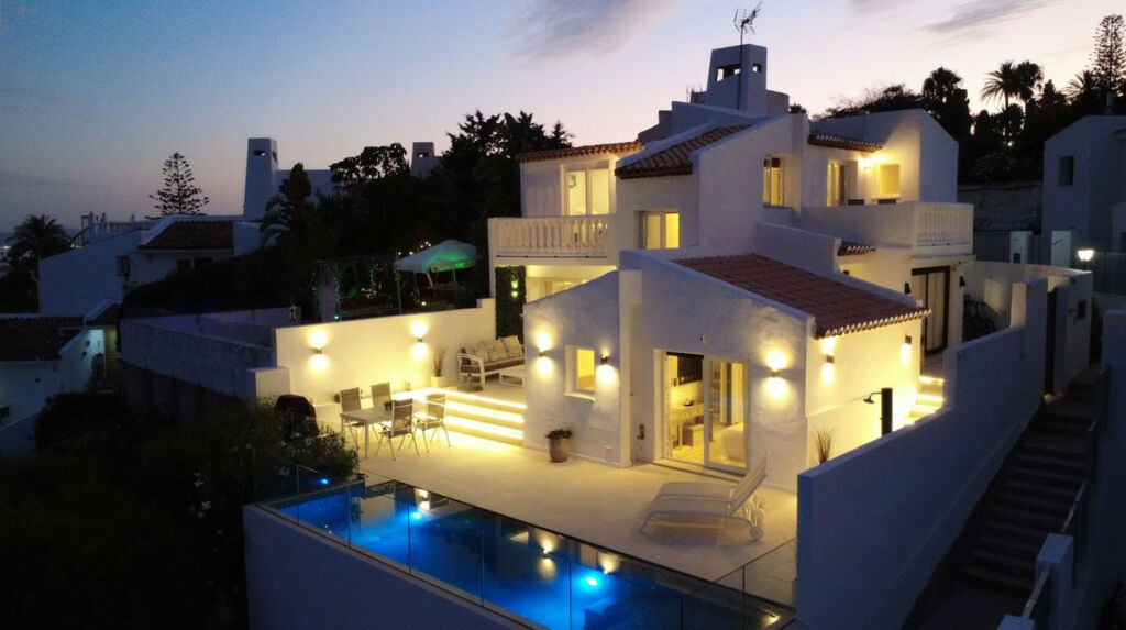 Detached Villa Estepona Málaga - image 78