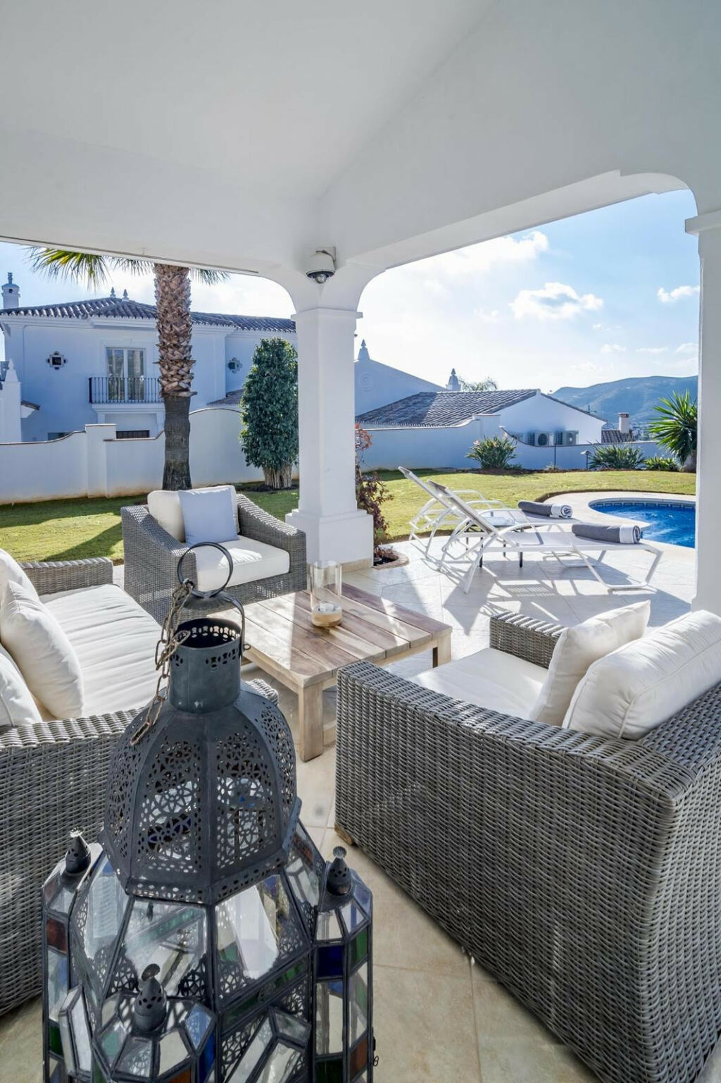 Detached Villa Benahavís Málaga - image 8