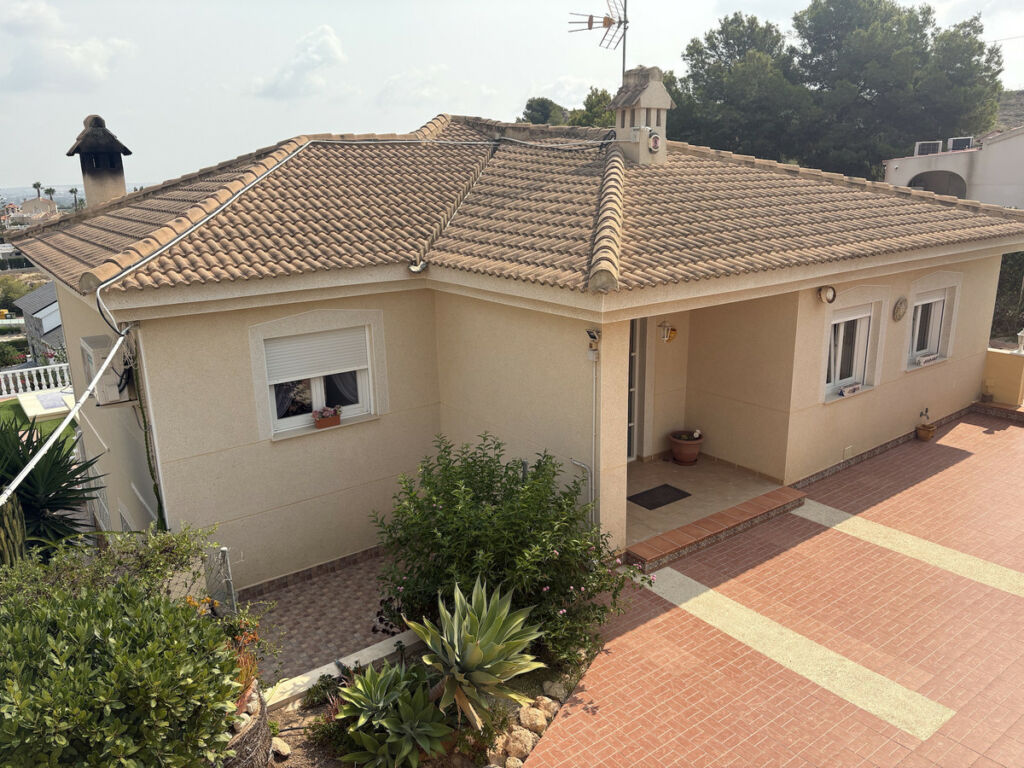 Detached Villa Algorfa Alicante - image 8