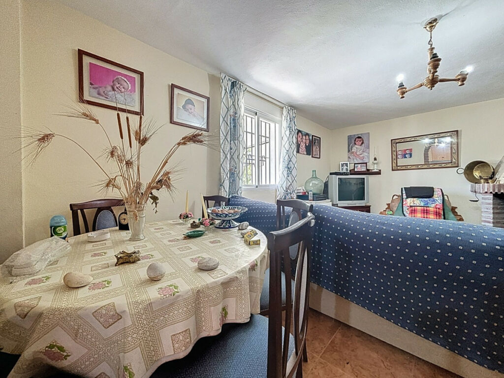 Semi-Detached House Comares Málaga - image 8