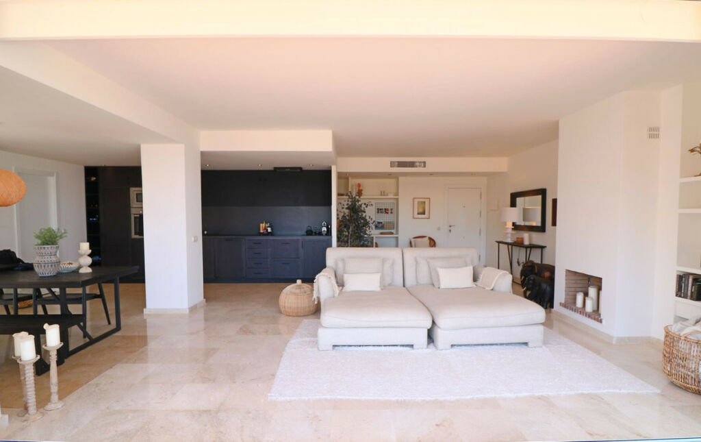 Penthouse La Mairena Málaga - image 8