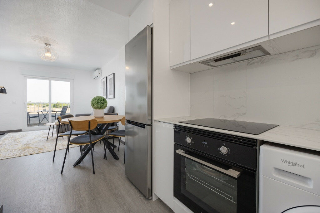 Middle Floor Apartment Punta Prima Alicante - image 8