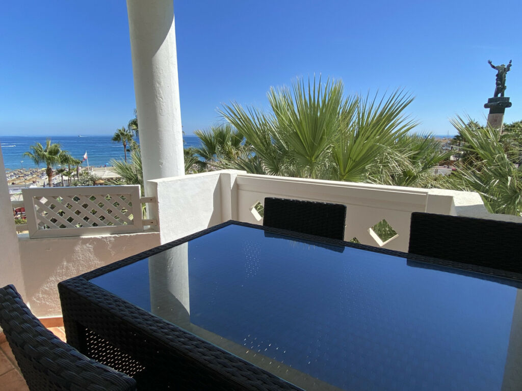 Middle Floor Apartment Puerto Banús Málaga - image 8