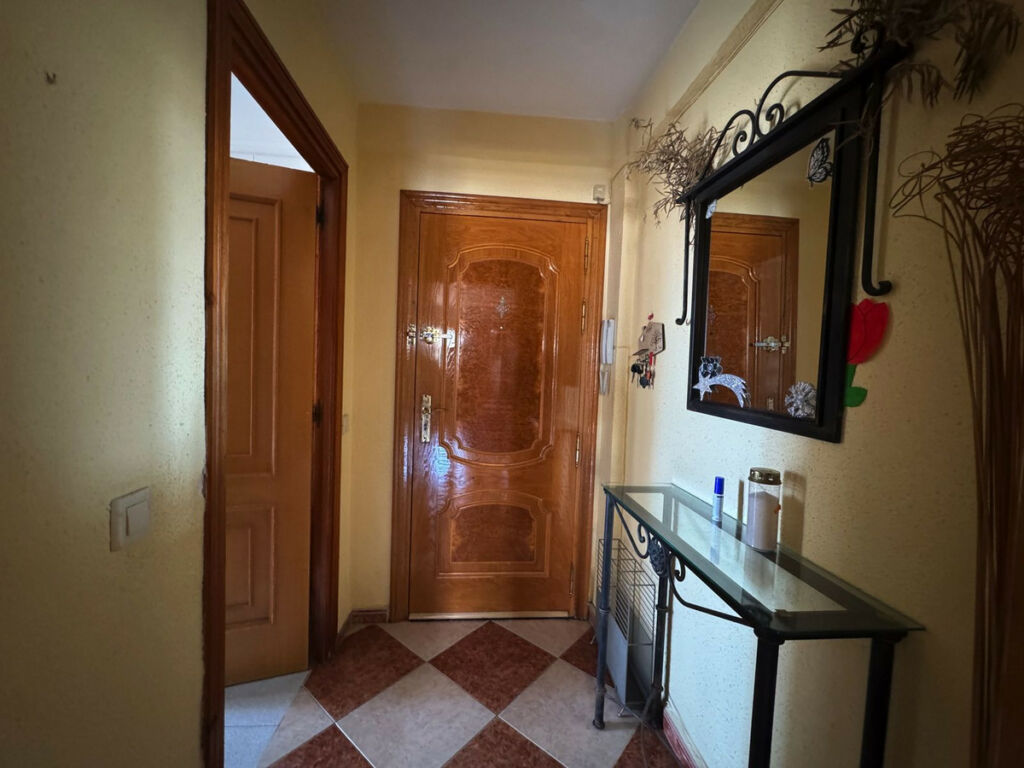 Top Floor Apartment Estepona Málaga - image 8
