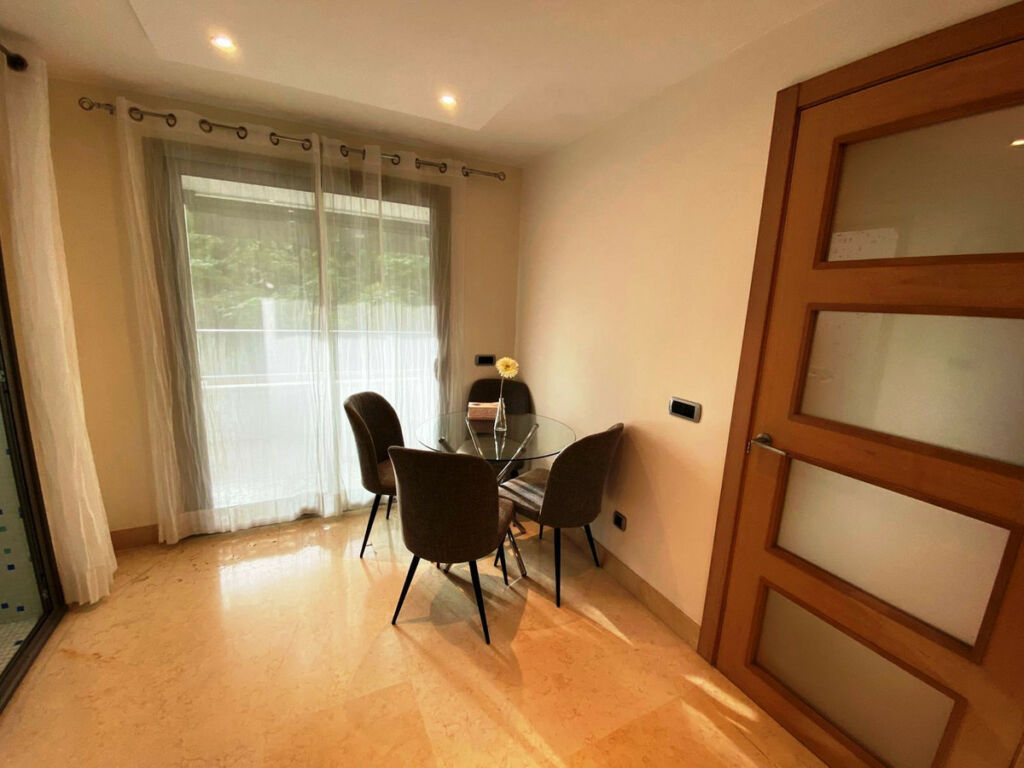 Middle Floor Apartment Marbella Málaga - image 8