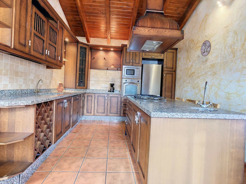 Detached Villa Coín Málaga - image 8
