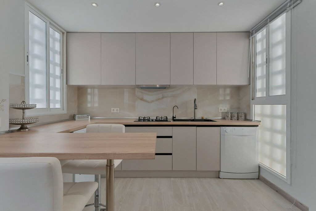 Penthouse Bel Air Málaga - image 8