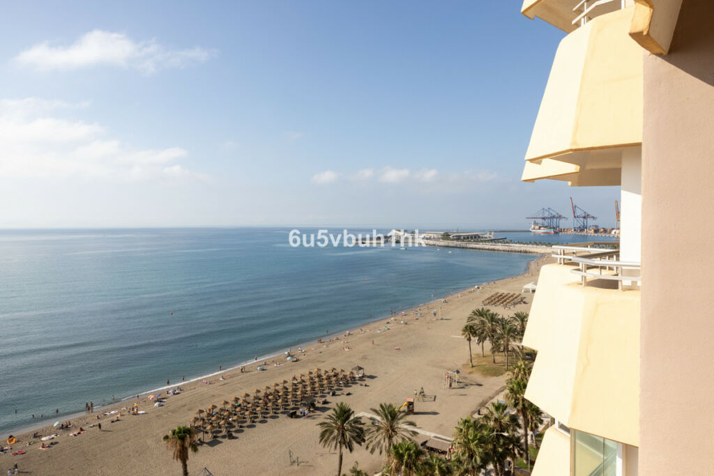 Ground Floor Apartment Málaga Málaga - image 8