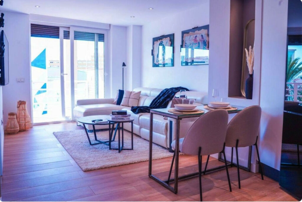 Middle Floor Apartment Marbella Málaga - image 8