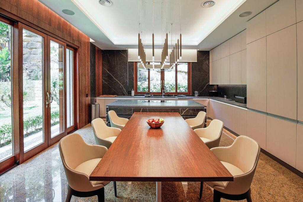Detached Villa Marbella Málaga - image 11