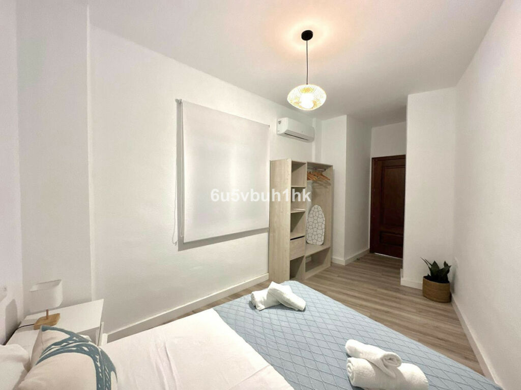 Ground Floor Apartment Málaga Málaga - image 8