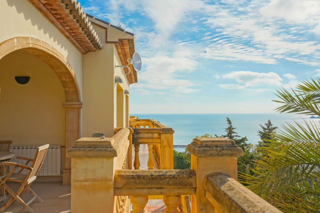 Detached Villa Javea Alicante - image 8