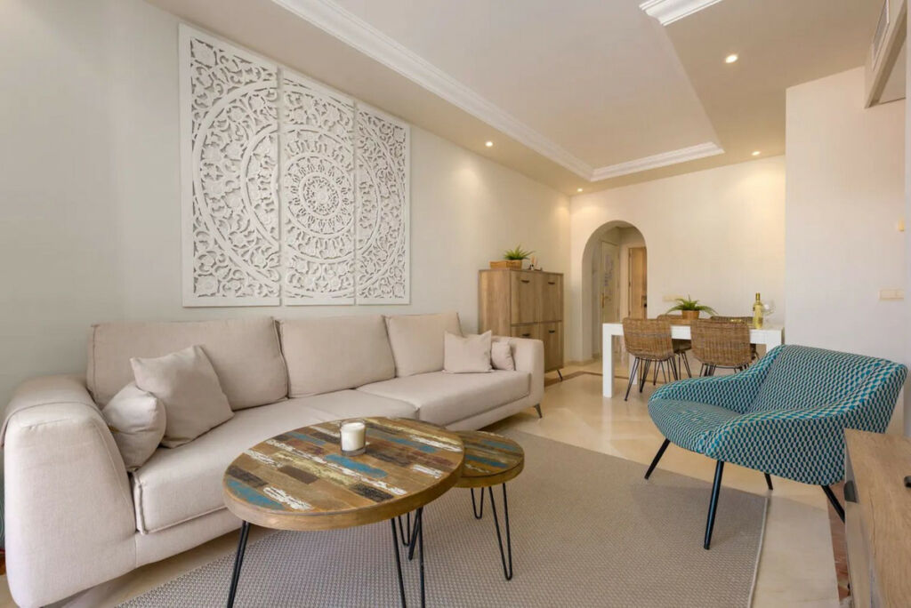 Middle Floor Apartment Elviria Málaga - image 8