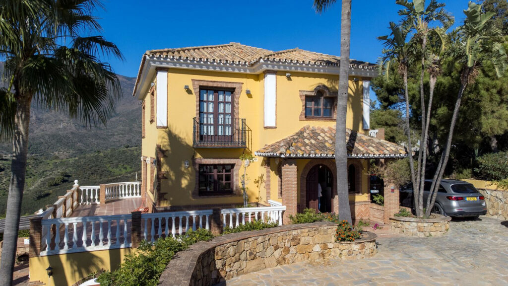 Finca - Cortijo Estepona Málaga - image 8