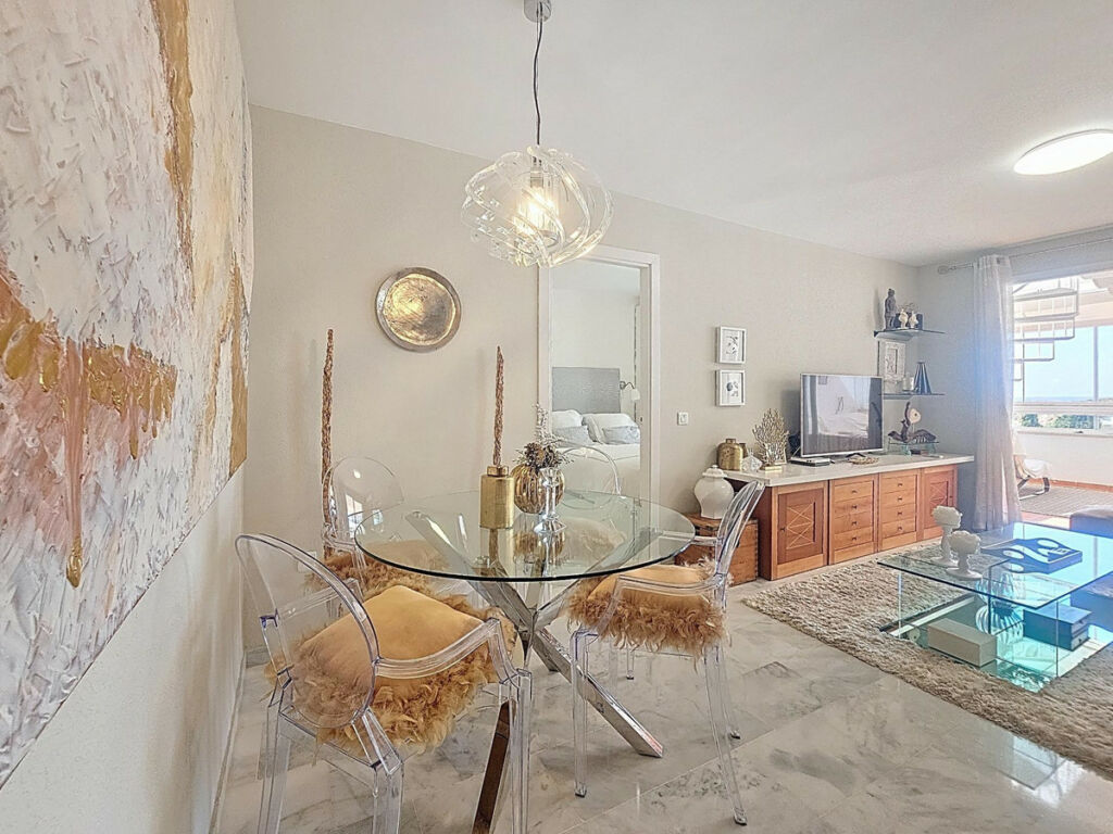 Penthouse Casares Málaga - image 8