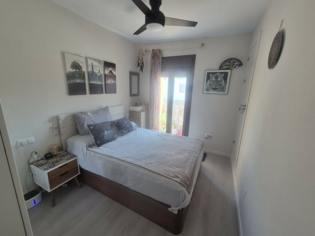 Middle Floor Apartment Estepona Málaga - image 8