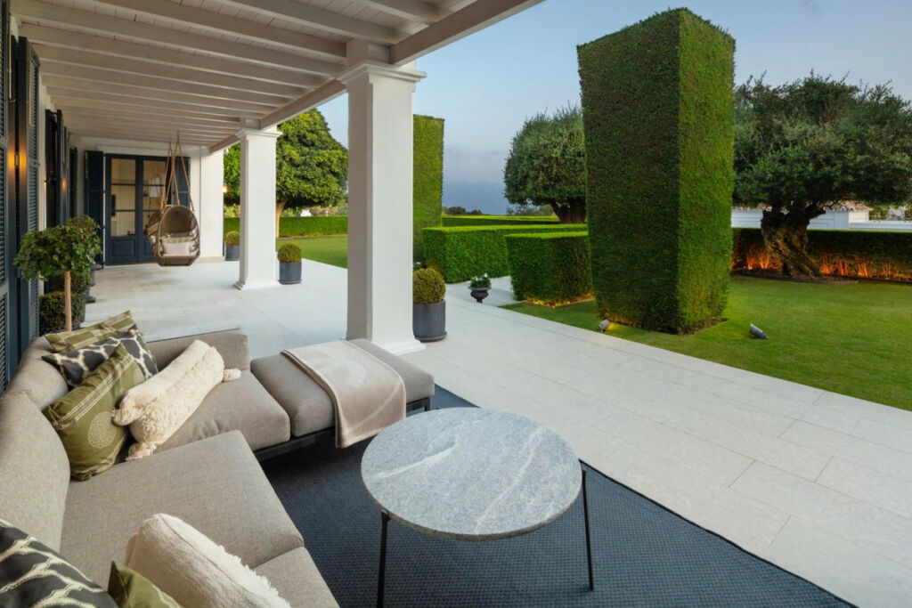Detached Villa Nagüeles Málaga - image 8