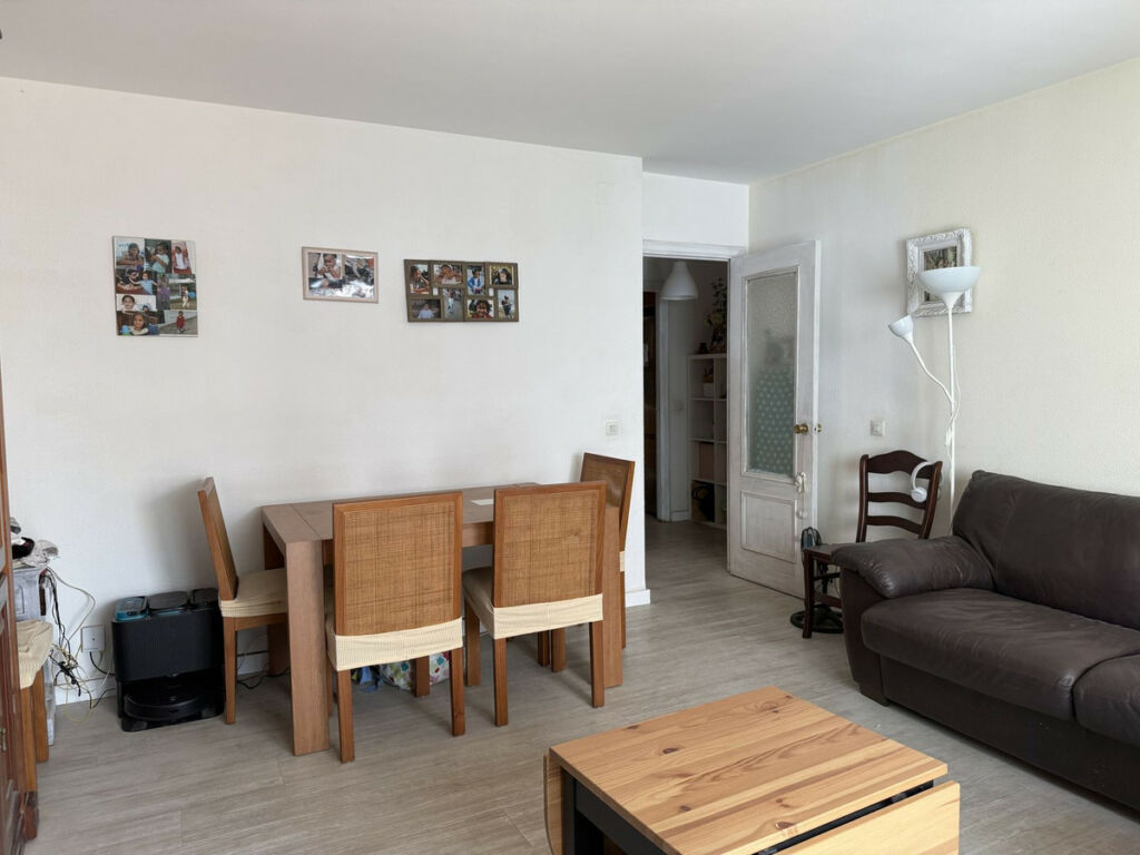 Top Floor Apartment Estepona Málaga - image 8