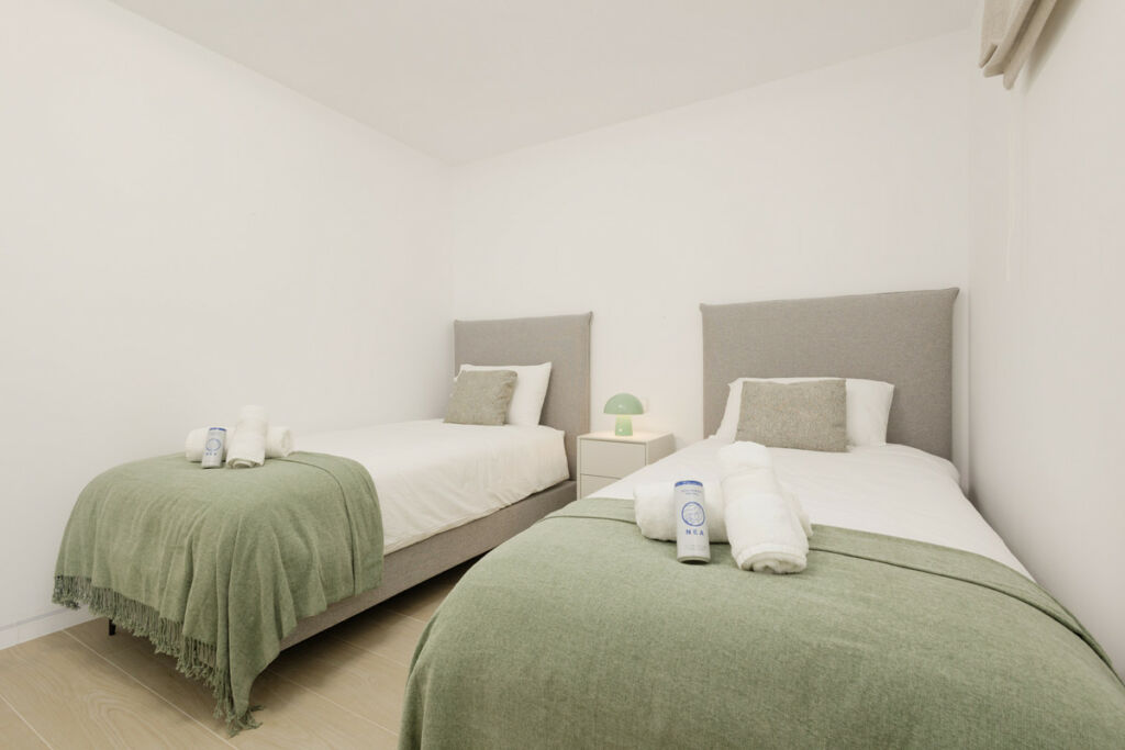 Ground Floor Apartment Bahía de Marbella Málaga - image 8