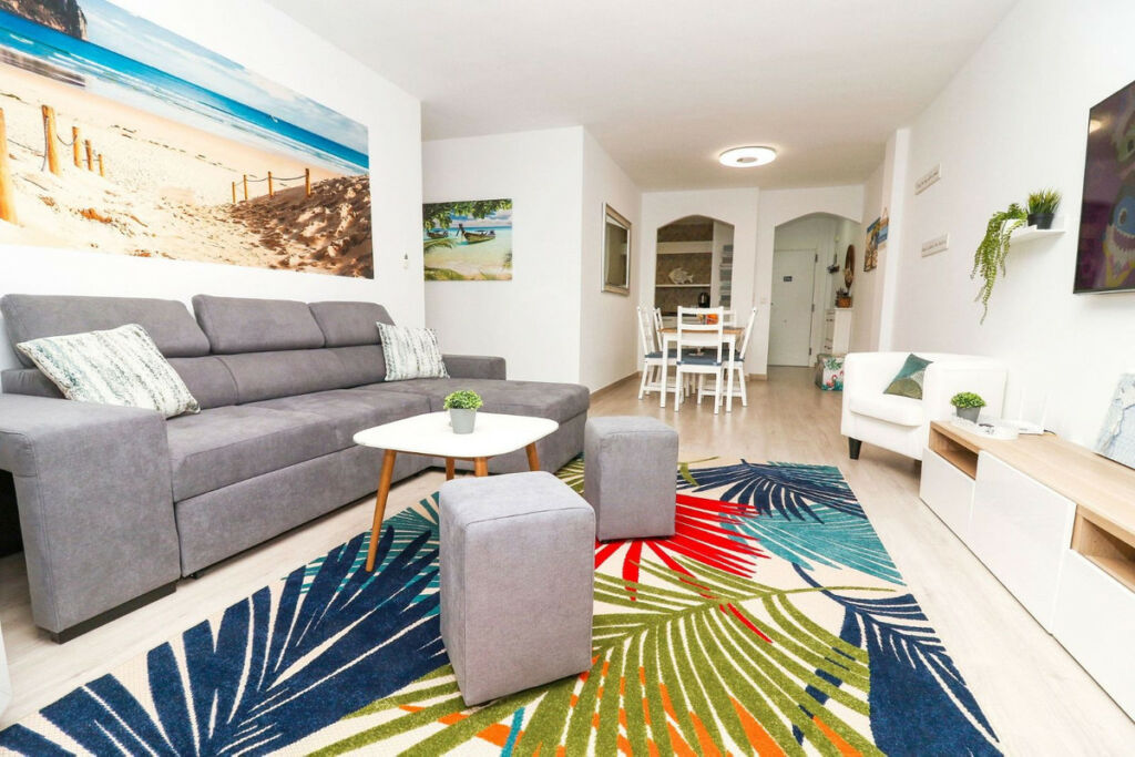 Middle Floor Apartment Calahonda Málaga - image 8
