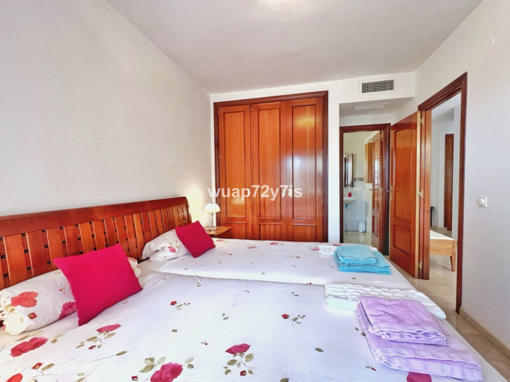 Semi-Detached House Costabella Málaga - image 8