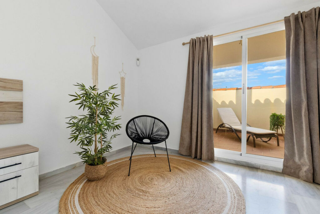 Penthouse Duplex Torreblanca Málaga - image 8