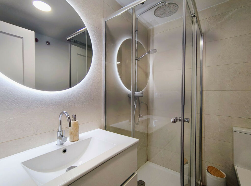 Ground Floor Apartment Selwo Málaga - image 8