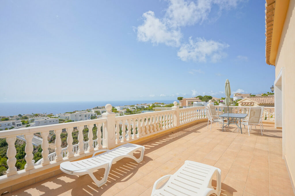 Detached Villa Benitachell Alicante - image 8