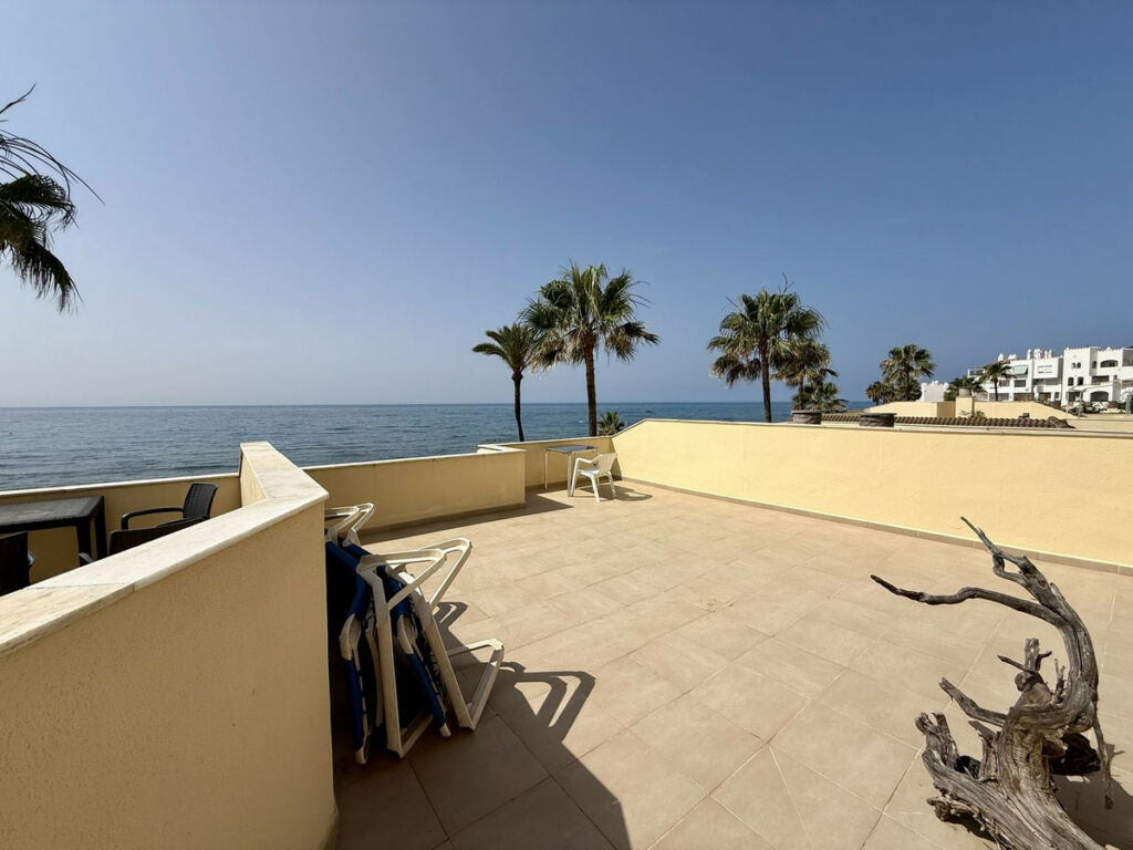 Middle Floor Apartment Mijas Costa Málaga - image 8