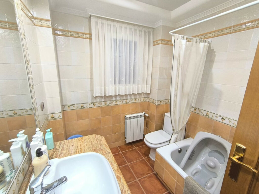 Detached Villa Yecla Murcia - image 8