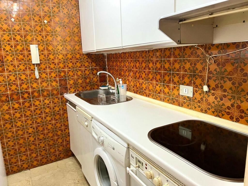 Middle Floor Apartment Marbella Málaga - image 12