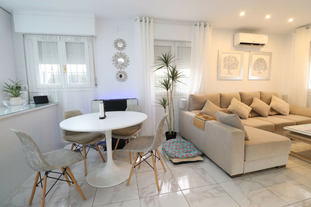 Detached Villa La Florida Alicante - image 9