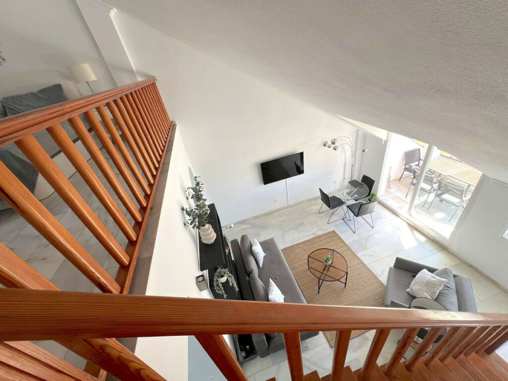 Duplex The Golden Mile Málaga - image 8