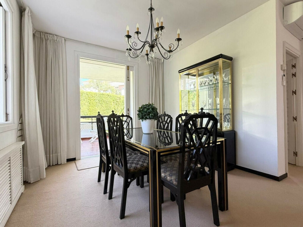 Middle Floor Apartment Los Monteros Málaga - image 8