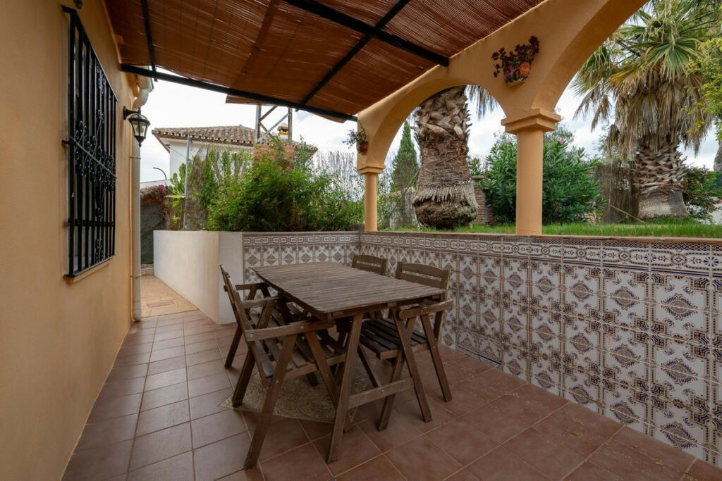 Detached Villa Alhaurín el Grande Málaga - image 8