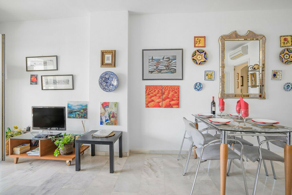 Middle Floor Apartment Calahonda Málaga - image 8